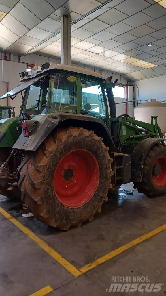 Fendt 714 Vario Traktoriai