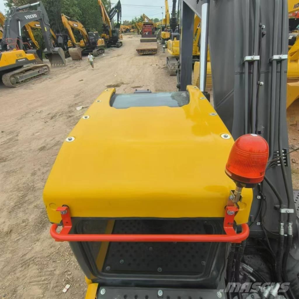 Volvo EC 240 Vikšriniai ekskavatoriai