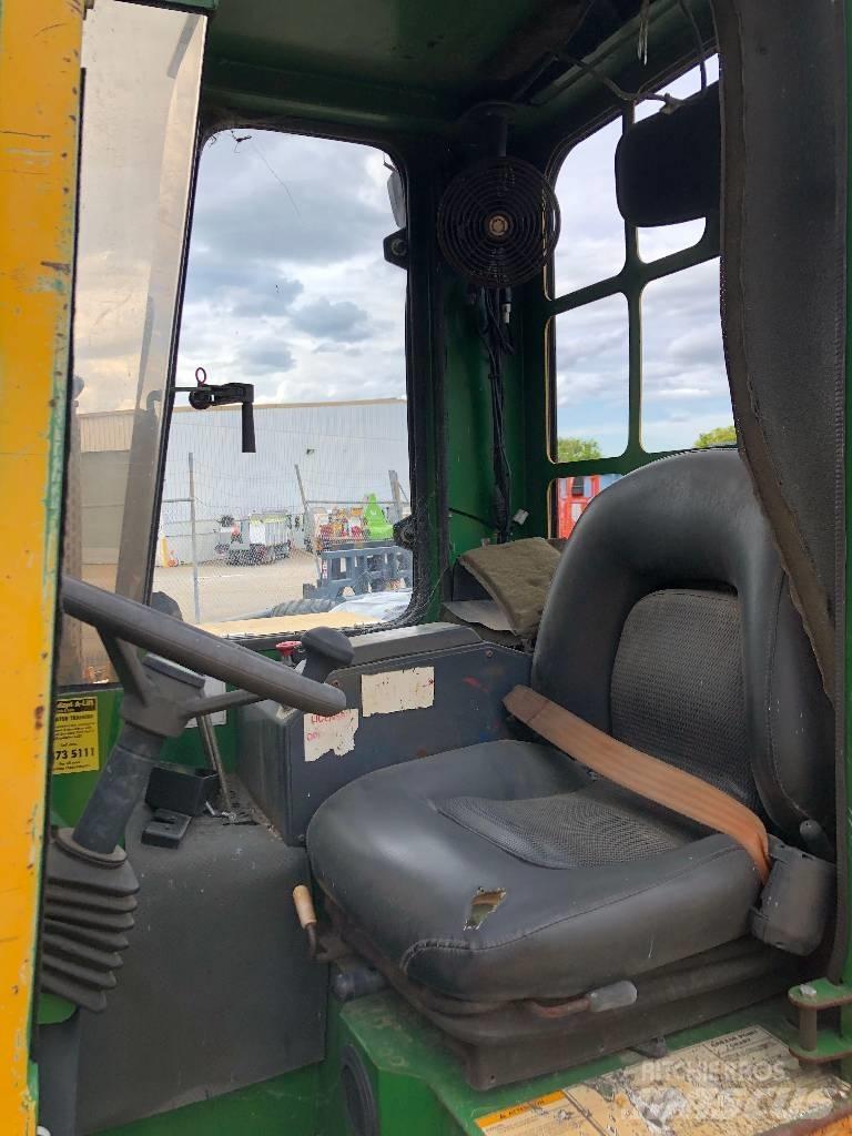 Combilift C 3000 Krautuvai su pakrovimu iš šonų