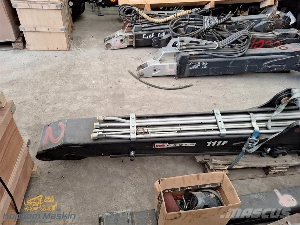 Loglift 111 Medienos transportavimo mašinų kranai