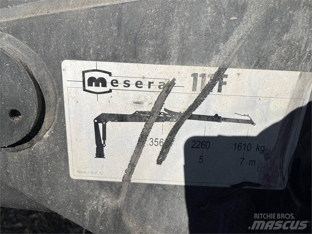 Loglift 111 Medienos transportavimo mašinų kranai