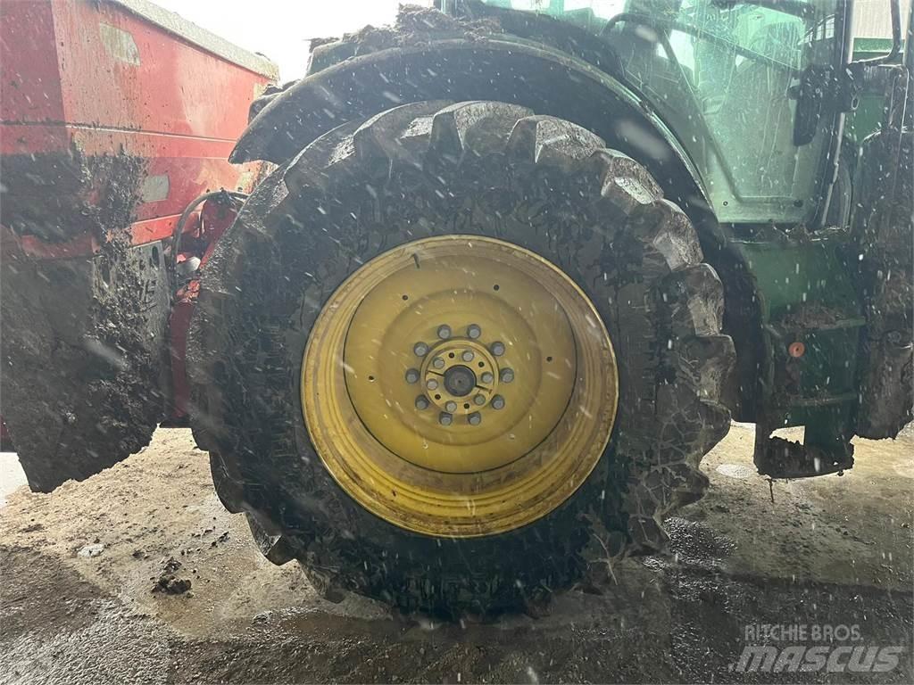 John Deere 6r145 Traktoriai