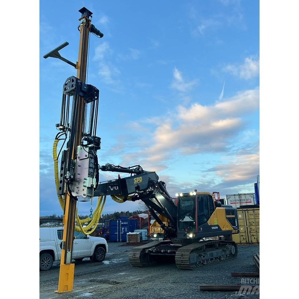 Volvo EC250-D7 Polių kalimo technika