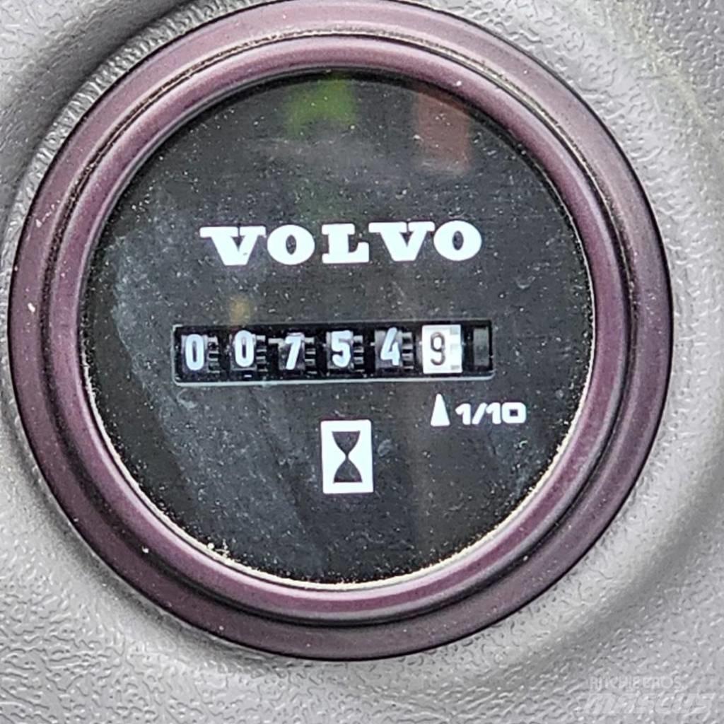 Volvo EC250-D7 Polių kalimo technika