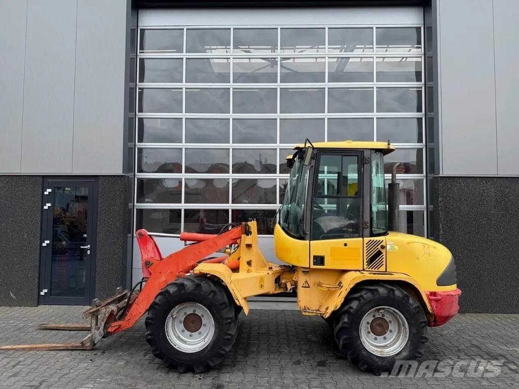 Volvo L35B Naudoti ratiniai krautuvai