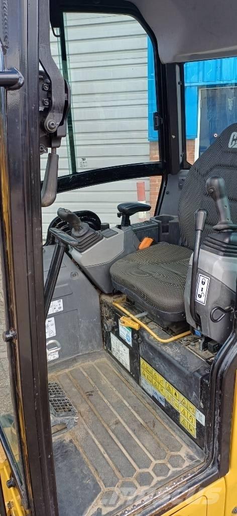 CAT 301.6 Mini ekskavatoriai < 7 t