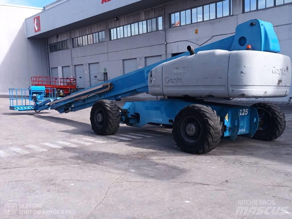 Genie S 125 Teleskopiniai keltuvai