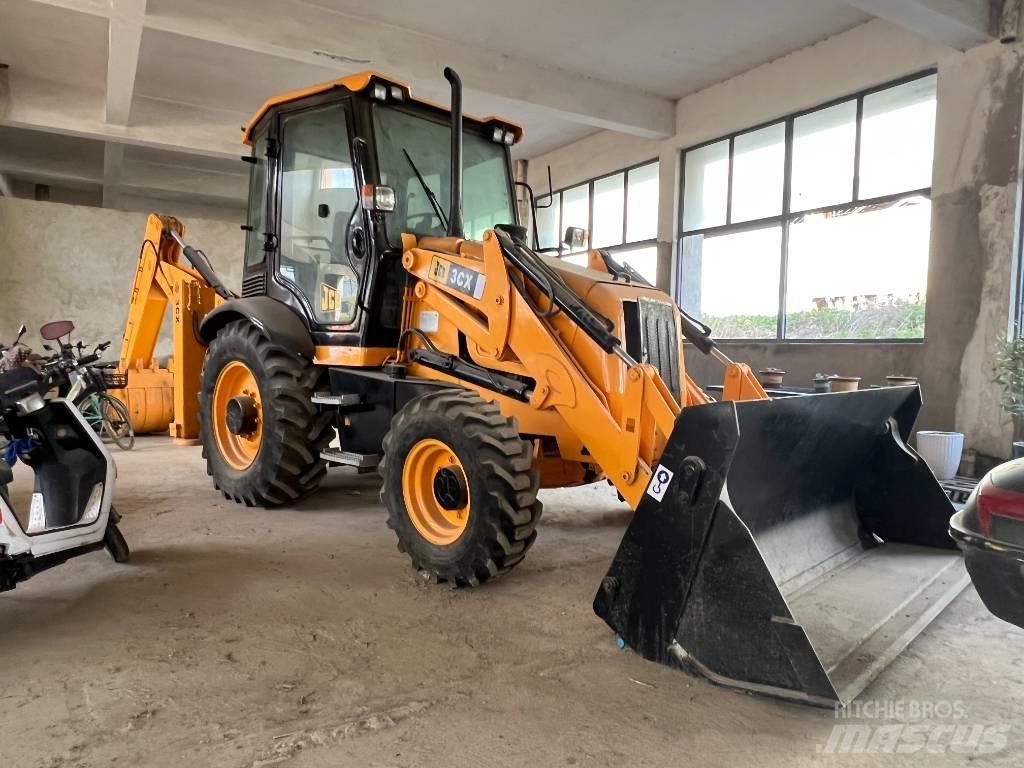 JCB 3 CX Ekskavatoriniai krautuvai