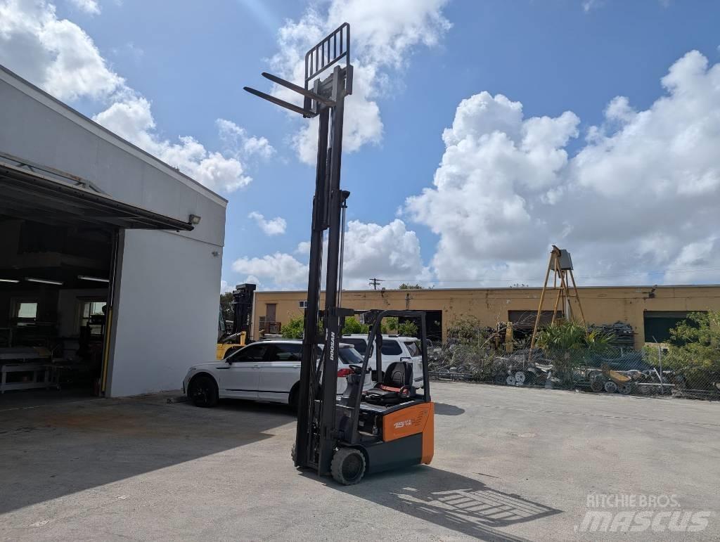 Doosan B 15 T-7 Elektriniai šakiniai krautuvai