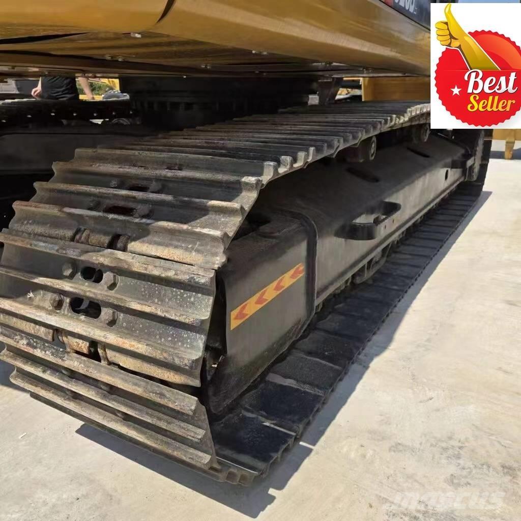 CAT 323 D L Vikšriniai ekskavatoriai