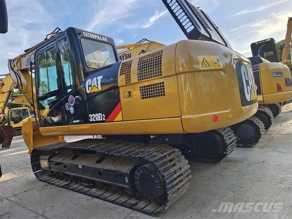 CAT 320 D Vikšriniai ekskavatoriai