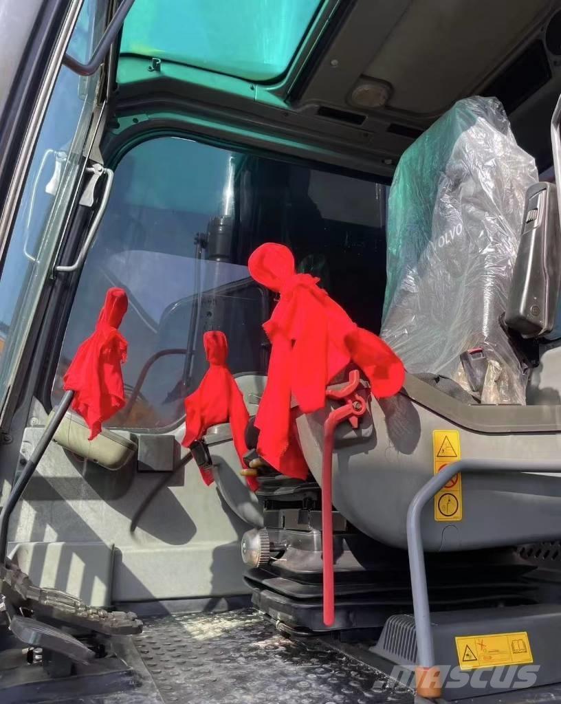 Volvo EC 240 Vikšriniai ekskavatoriai