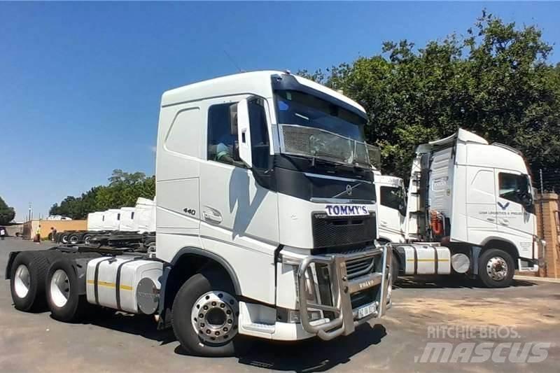 Volvo FH440 6X4 Kita