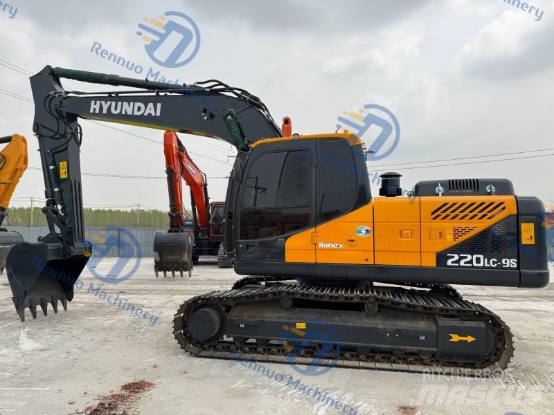 Hyundai R220LC-9S Vikšriniai ekskavatoriai