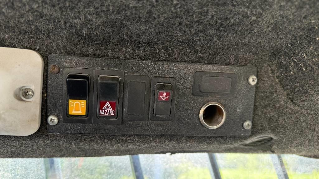 Bobcat 553 Krautuvai su šoniniu pasukimu