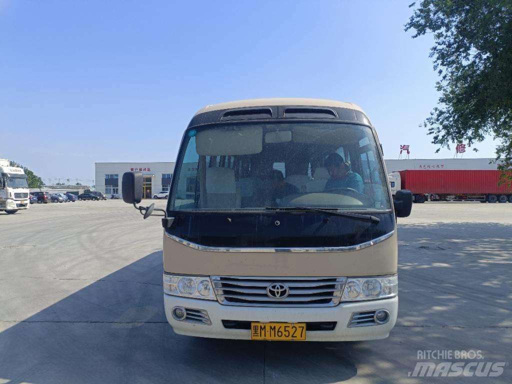 Toyota Coaster Tarpmiestiniai autobusai