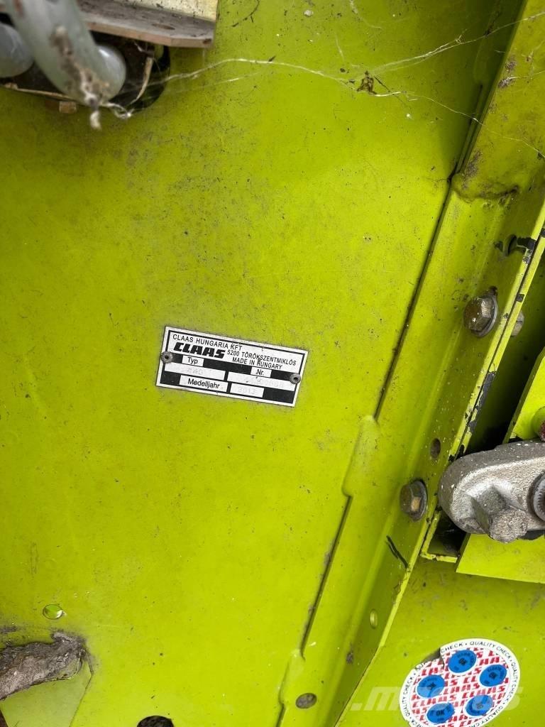 CLAAS S 750 Derliaus nuėmimo kombainų galvos