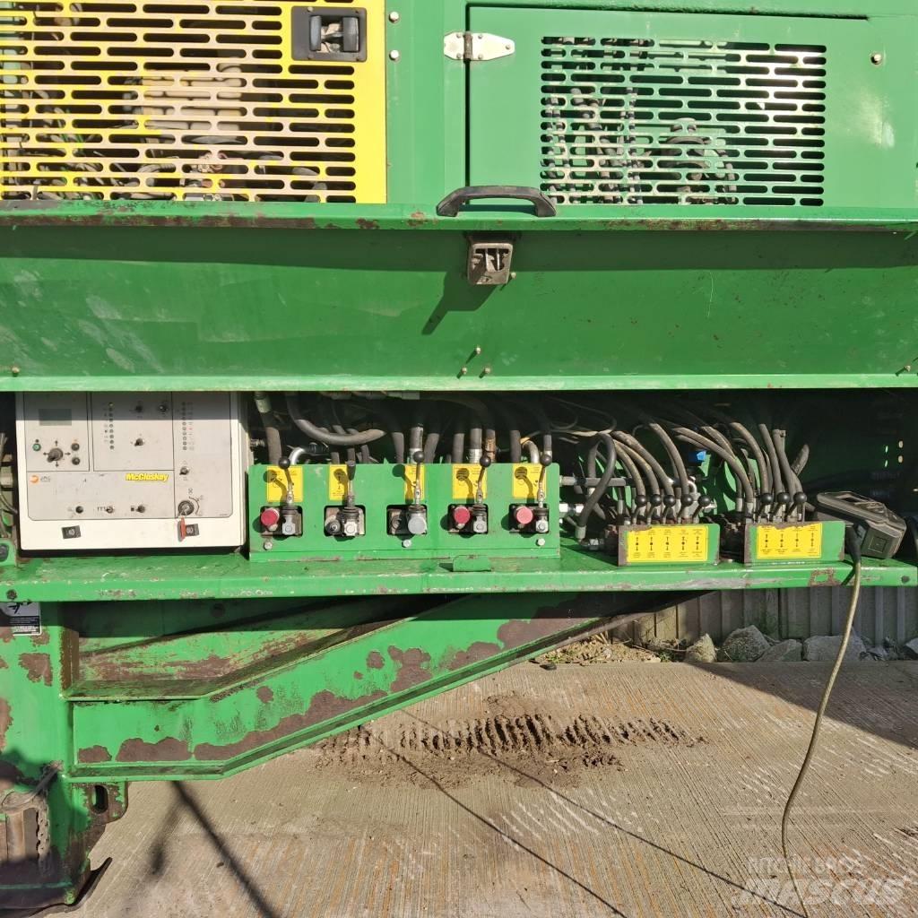McCloskey J40 Mobilūs smulkintuvai