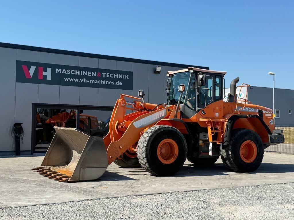 Doosan DL 300-3 Naudoti ratiniai krautuvai
