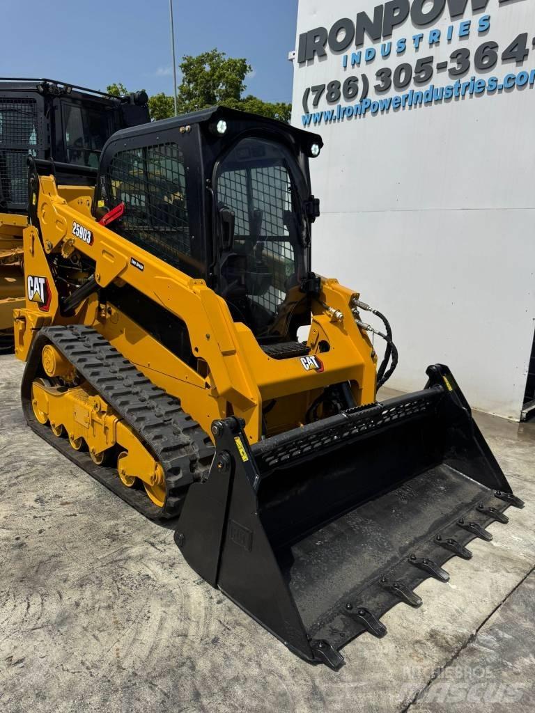 CAT 259D3 Krautuvai su šoniniu pasukimu