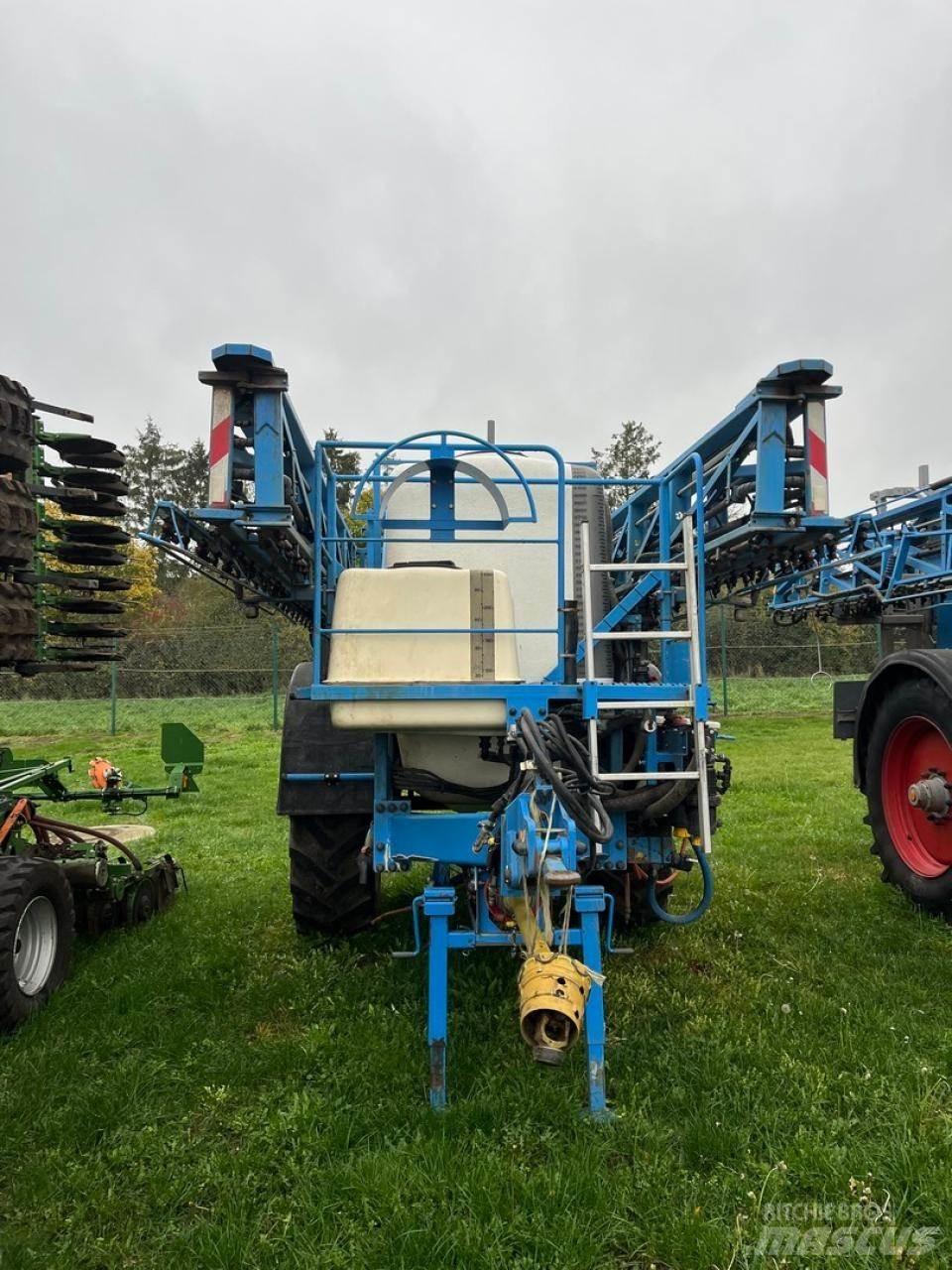 Lemken Primus 45 Prikabinami purkštuvai