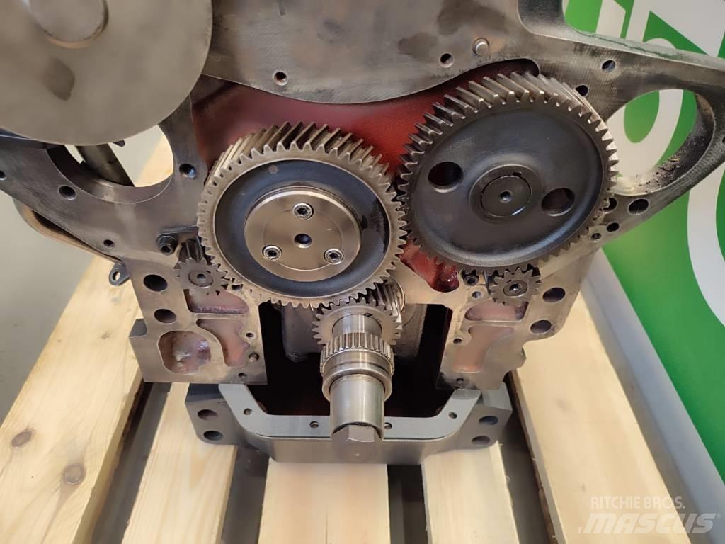 Zetor Z1305 engine Varikliai