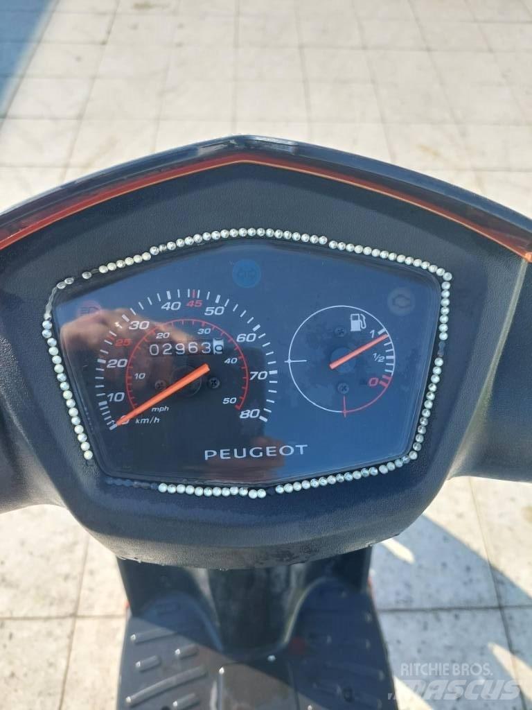 Peugeot Kisbee Visureigiai