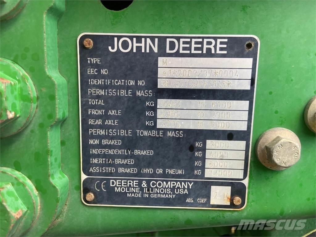John Deere 5070M Traktoriai
