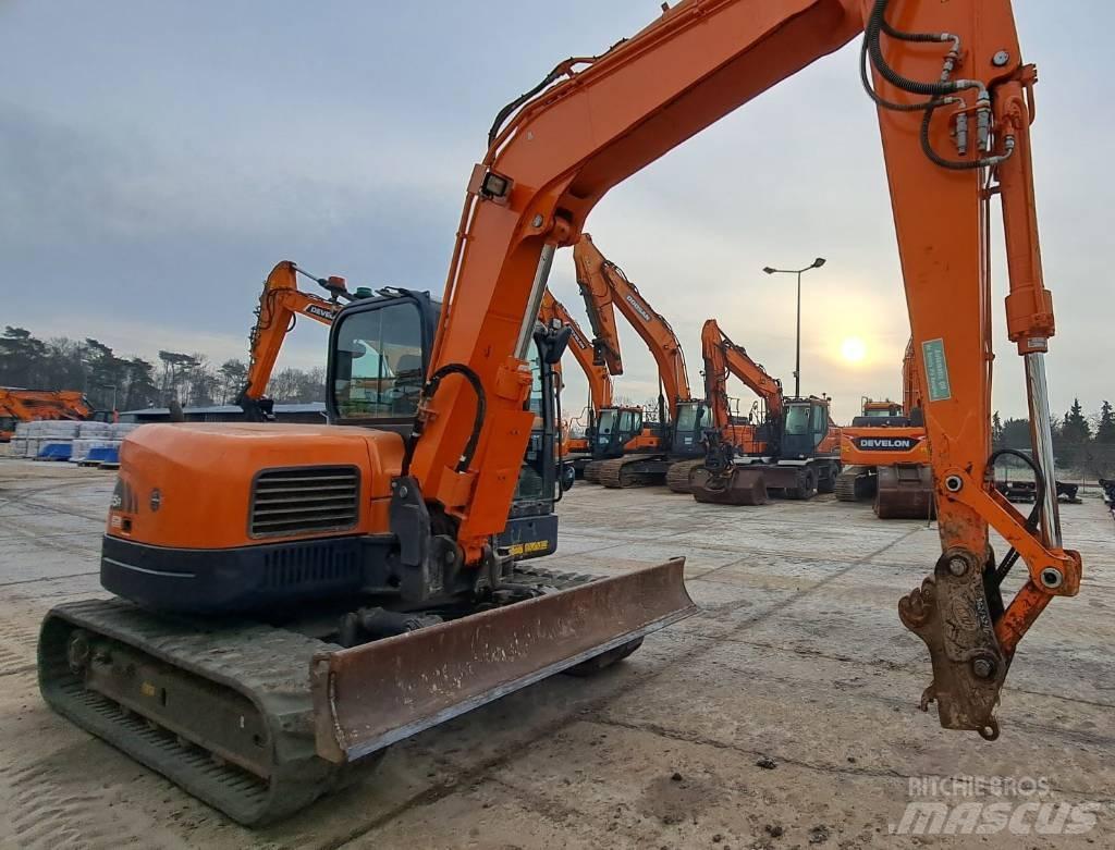 Doosan DX 85 R-3 Vidutinės galios ekskavatoriai 7-12 t