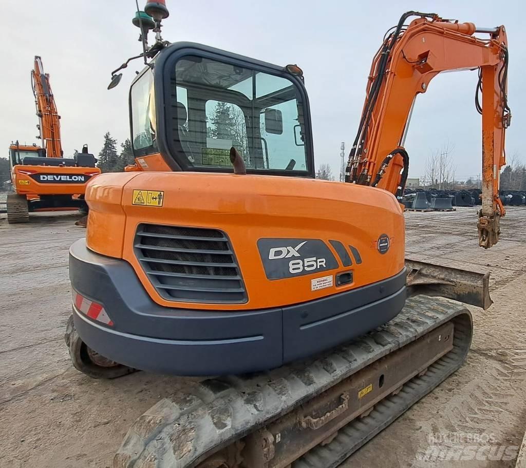 Doosan DX 85 R-3 Vidutinės galios ekskavatoriai 7-12 t