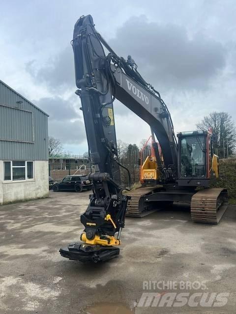 Volvo EC220EL Vikšriniai ekskavatoriai