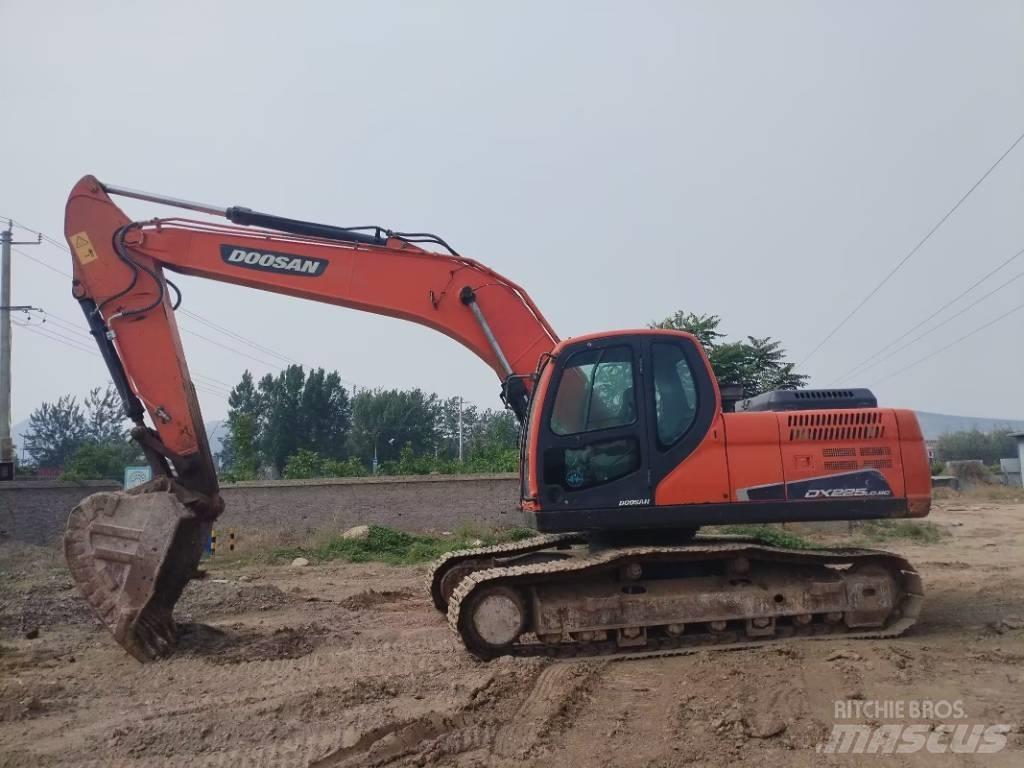 Doosan DX225LC-9C Vikšriniai ekskavatoriai