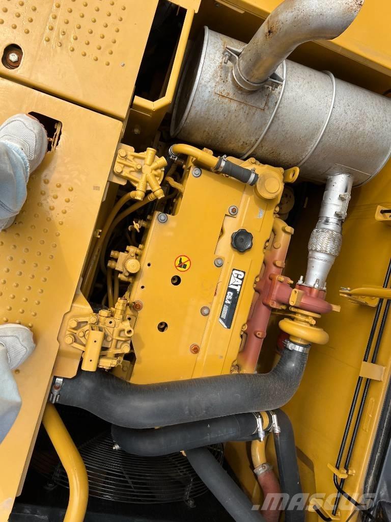 CAT 320 D Vikšriniai ekskavatoriai
