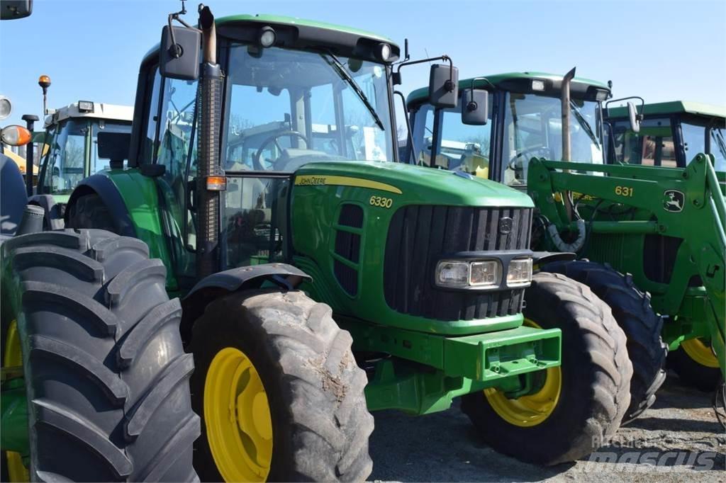 John Deere 6330 Traktoriai