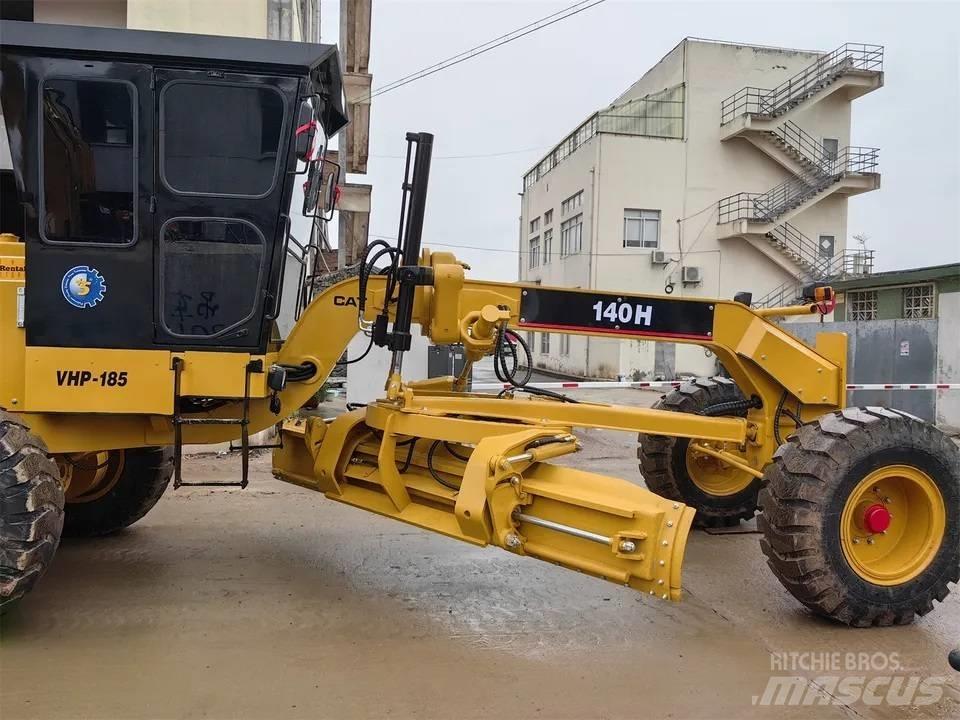 CAT 140H Greideriai
