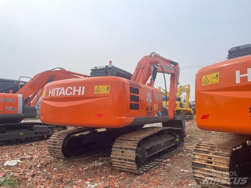 Hitachi ZX 200 Vikšriniai ekskavatoriai