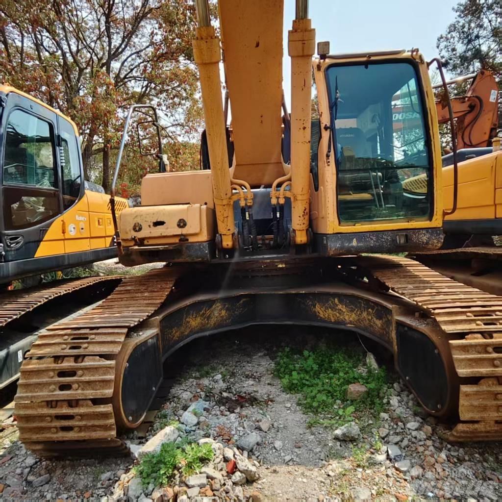 Hyundai Robex 305 LC Vikšriniai ekskavatoriai