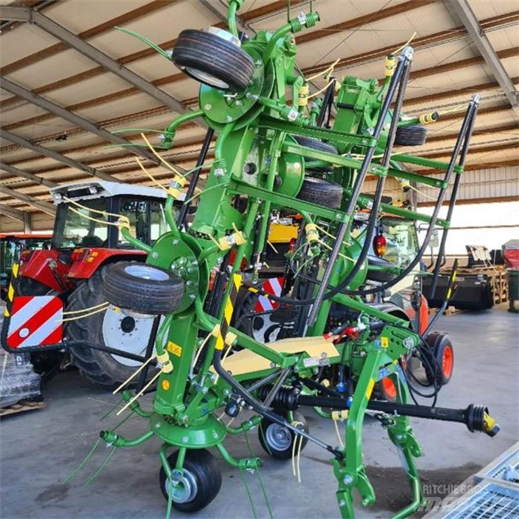 Krone VENDRO 900 Šieno grėbliai ir vartytuvai