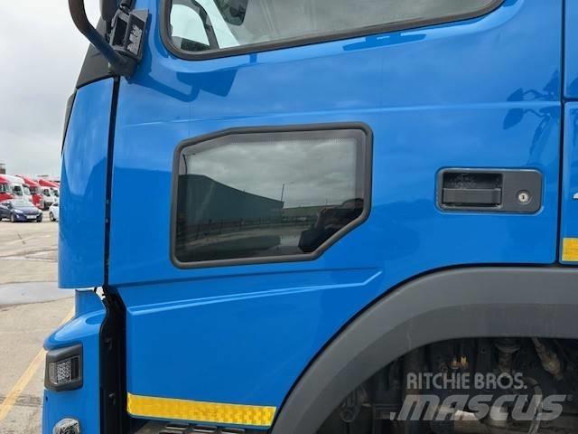 Volvo 420 FMX Savivarčių priekabų vilkikai