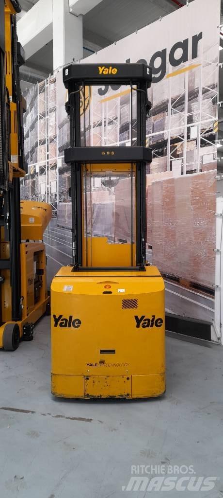 Yale M 010 S Didelių aukščių keltuvai-krautuvai
