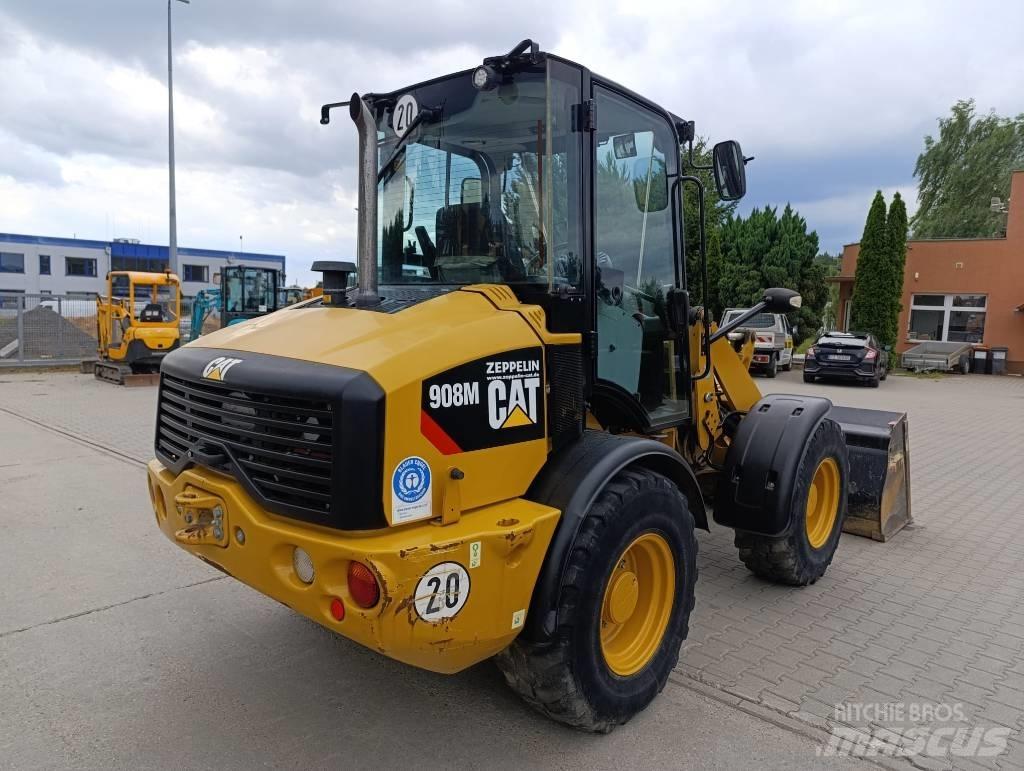 CAT 908M Naudoti ratiniai krautuvai