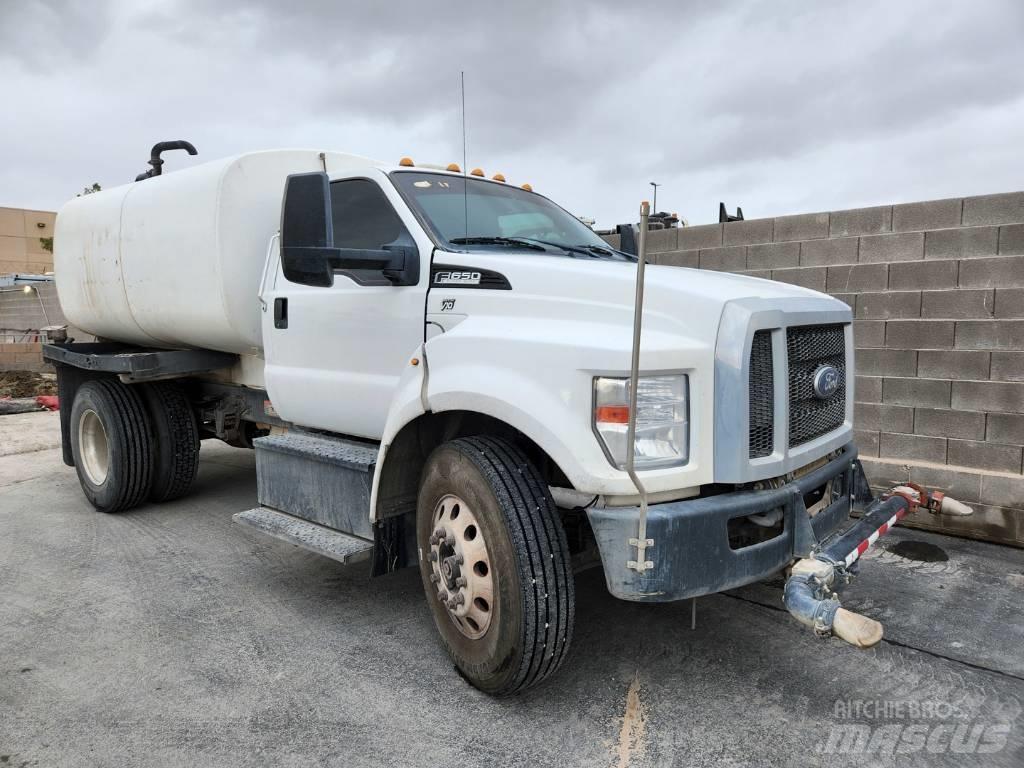 Ford F 650 Vandens sunkvežimiai