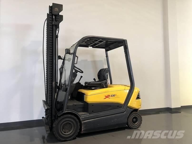 XCMG XE30 Elektriniai šakiniai krautuvai