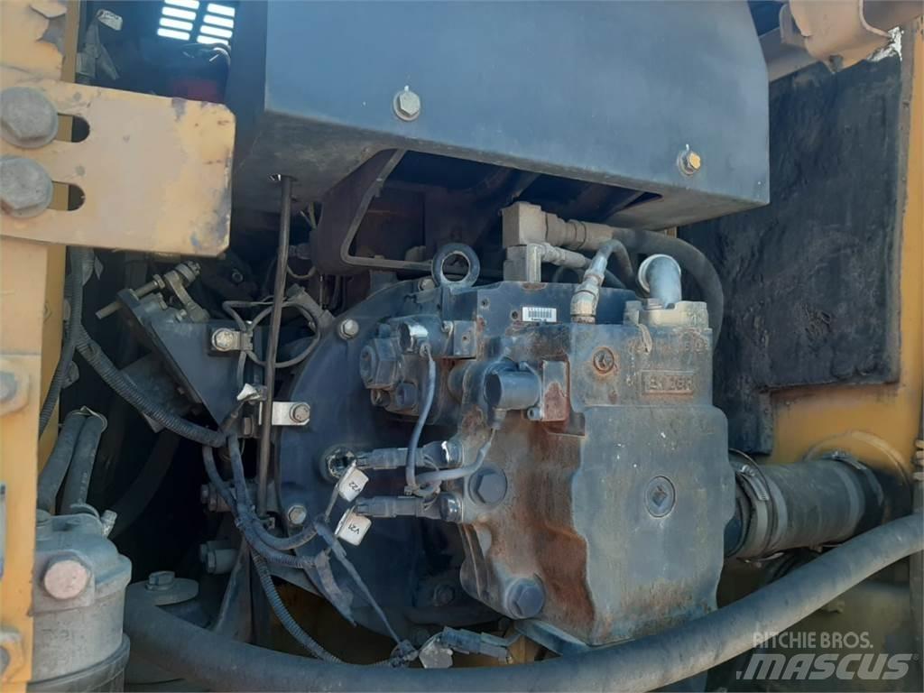 Komatsu PW180-7 Ratiniai ekskavatoriai