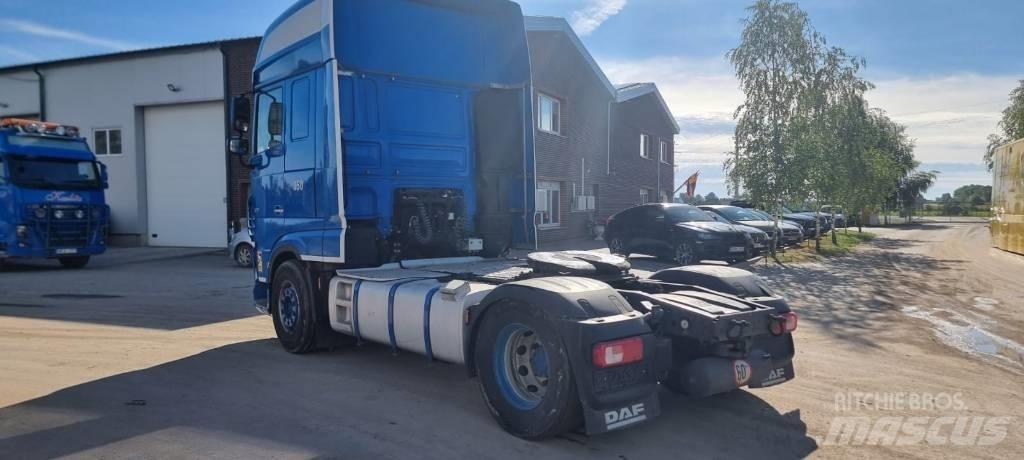 DAF XF 450 Naudoti vilkikai