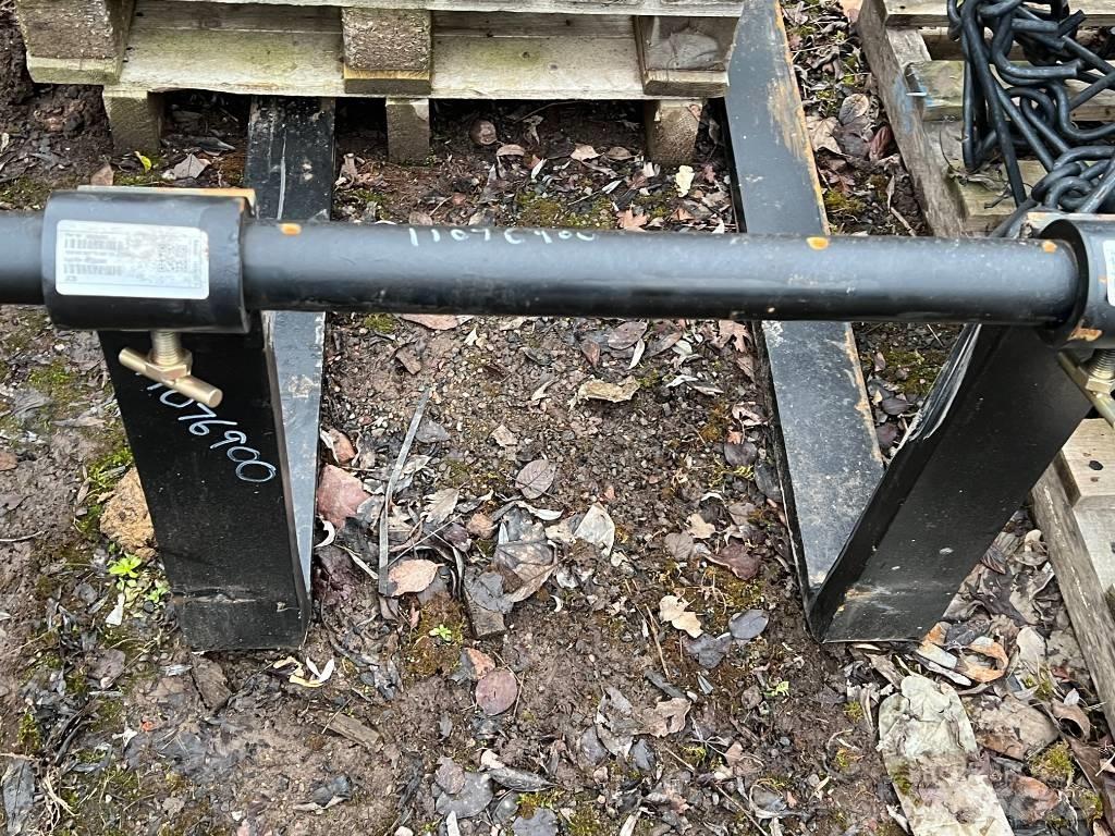 JCB TINES / BARS Kiti krovimo ir kasimo mechanizmai ir jų priedai