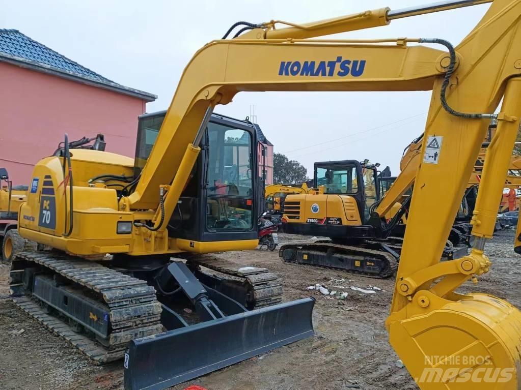 Komatsu PC 70-8 Vikšriniai ekskavatoriai