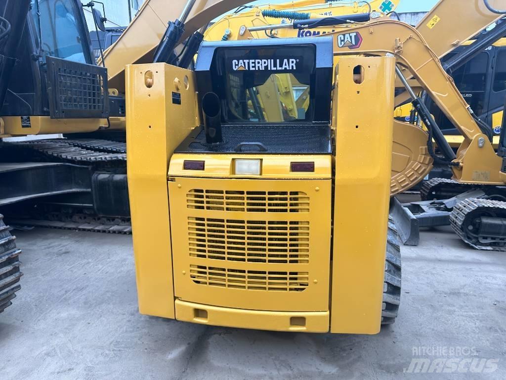 CAT 246 D Krautuvai su šoniniu pasukimu