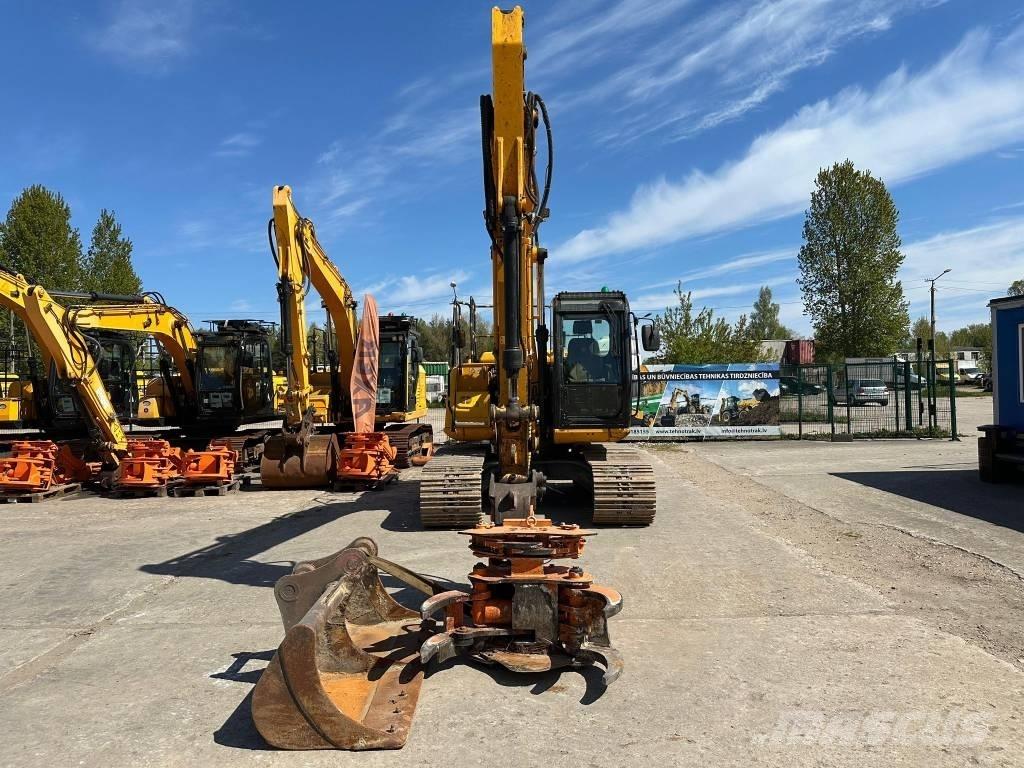 JCB JS 130 LC Vikšriniai ekskavatoriai