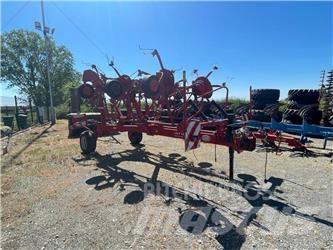 Lely Lotus 900 Šieno grėbliai ir vartytuvai